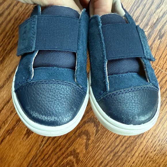 Ugg Rennon Low Sneakers Sz 6 - Picture 3 of 11